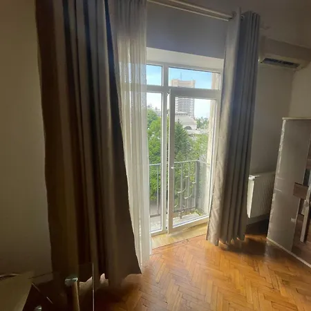 Apartment View Central!